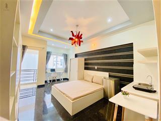 Cho thuê phòng thang máy, full nội thất gần chợ cây quéo tại phú nhuận
