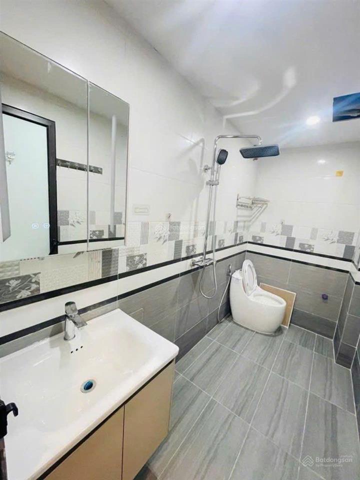 Bán nhà yên nghĩa  lô góc  thang máy  30m chỉ 7.9 tỷ