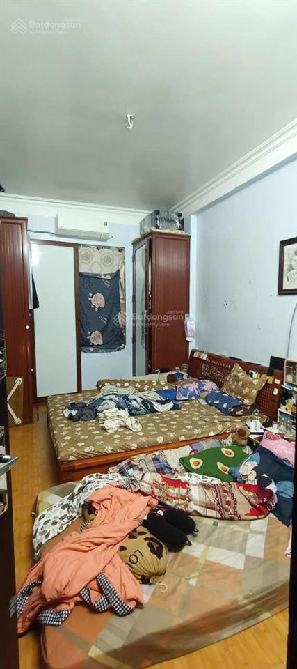 Bán nhà phố trương định, 28m  kinh doanh  ô tô tránh