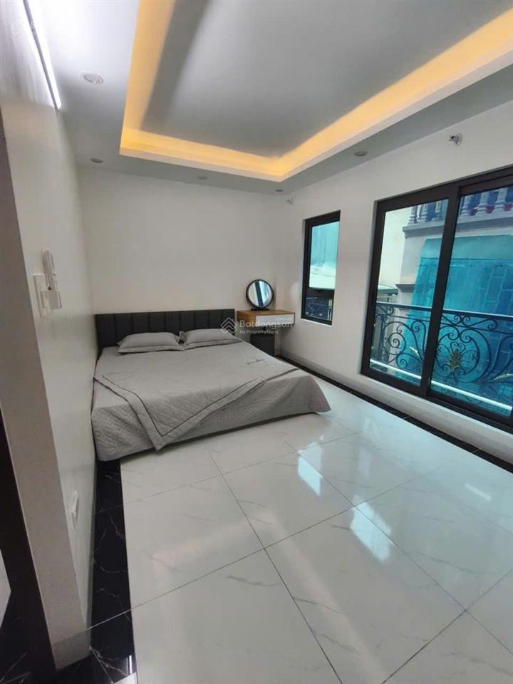 Bán nhà phố trương định  nhà đẹp mới tinh  5 tầng thang máy  34m chỉ 9.8 tỷ