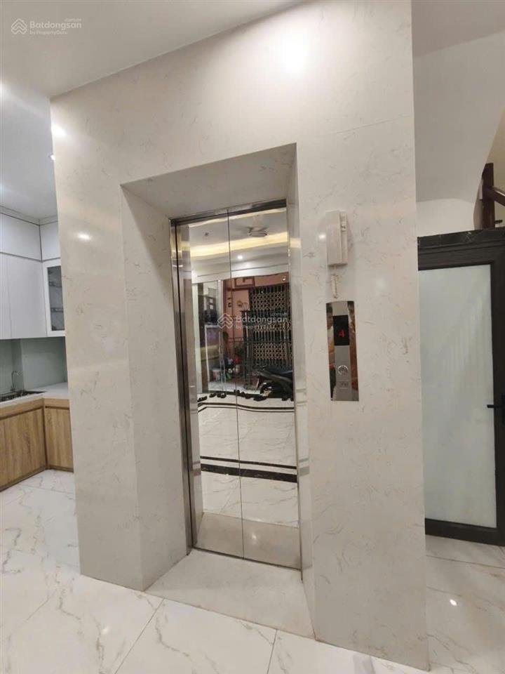 Bán nhà phố trương định  nhà đẹp mới tinh  5 tầng thang máy  34m chỉ 9.8 tỷ