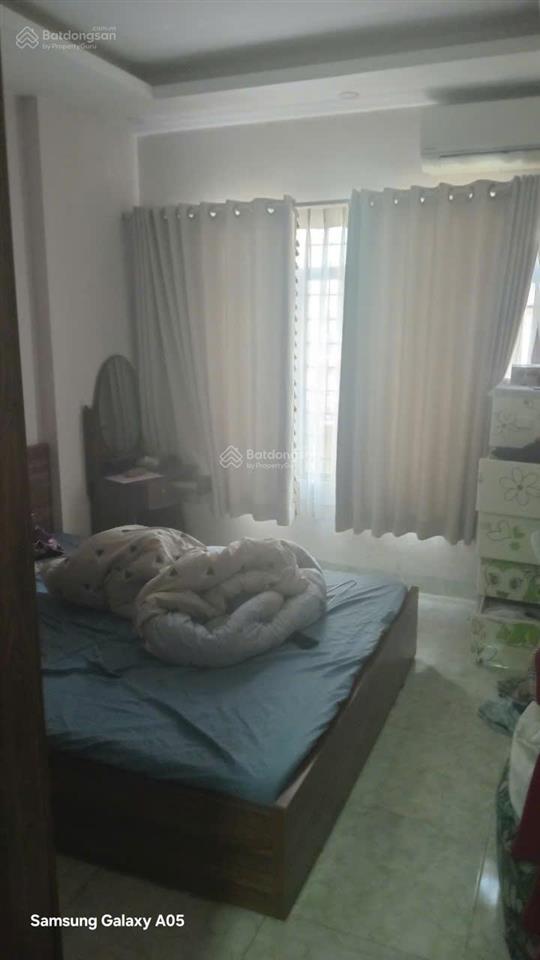 Cho thuê nhà 4 tầng 41,3m² full điều hòa gần ga metro hà đông