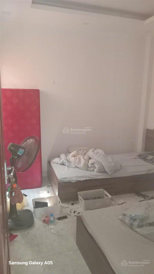 Cho thuê nhà 4 tầng 41,3m² full điều hòa gần ga metro hà đông