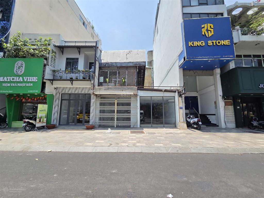 [8mx20m] nhà mặt tiền trần hưng đạo, quận 1  ngay ngã tư cống quỳnh & hồ hảo hớn  cho thuê !!