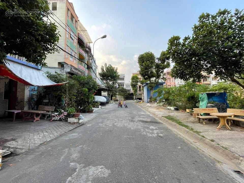 Bán lô đất rẻ nhất khu tên lửa,diện tích 96m2,giá 9.99 tỷ còn thương lượng mạnh cho khách thiện chí