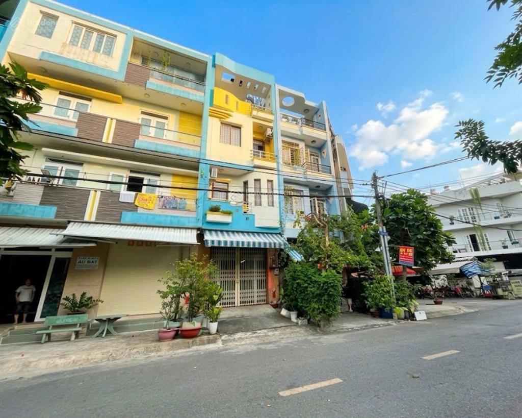 Chủ kẹt tiền bán gấp giá từ 10 xuống 9.5tỷ mtnb đường bà hom, khu ẩm thực q6, dt 4x16.5m, 4 tấm