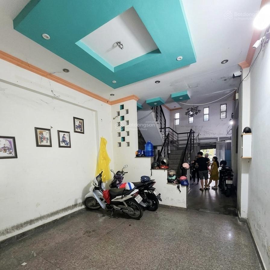 Chủ kẹt tiền bán gấp giá từ 10 xuống 9.5tỷ mtnb đường bà hom, khu ẩm thực q6, dt 4x16.5m, 4 tấm