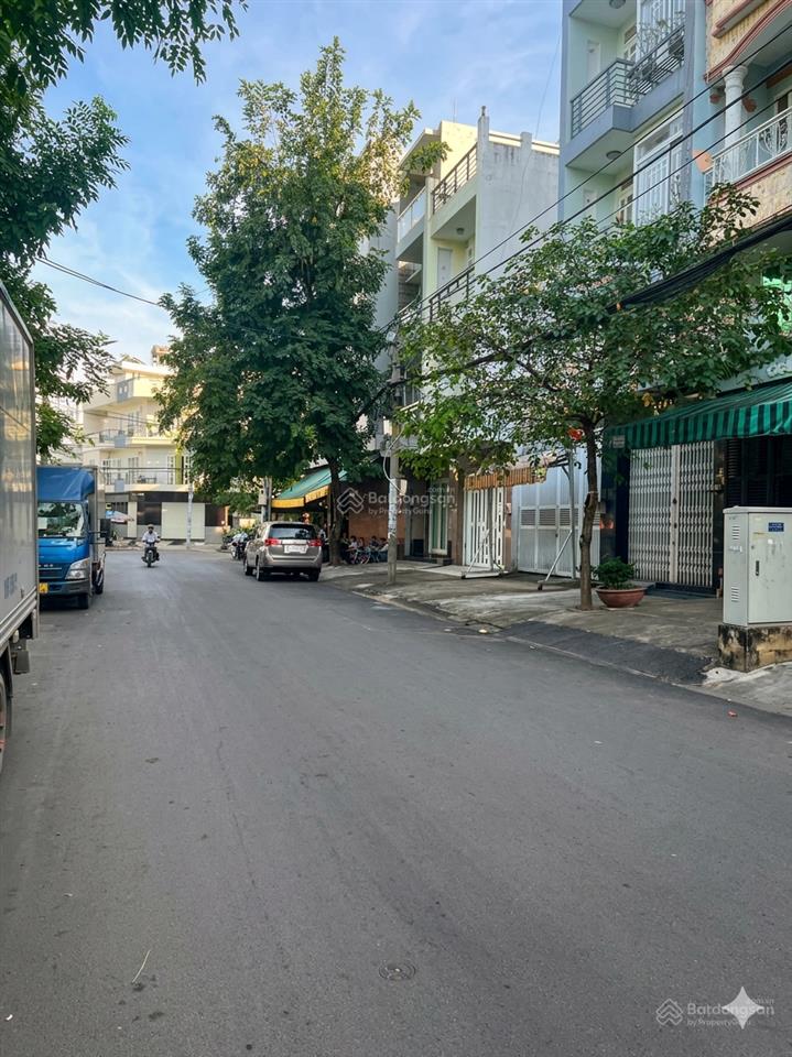 Chủ kẹt tiền bán gấp giá từ 10 xuống 9.5tỷ mtnb đường bà hom, khu ẩm thực q6, dt 4x16.5m, 4 tấm