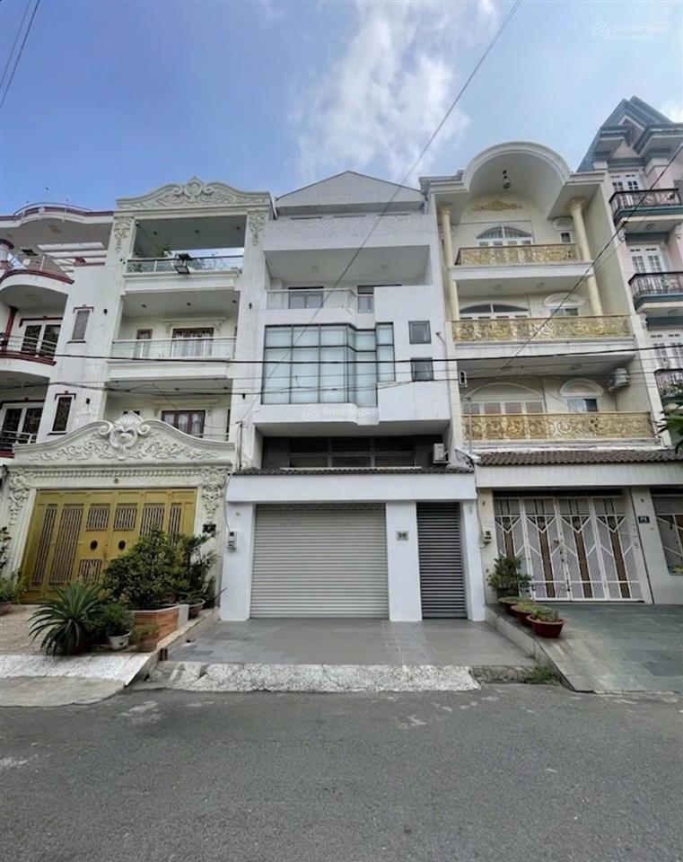 Chính chủ kẹt tiền từ 16 hạ còn 14 tỷ nằm ngay mt khu tên lửa,dt 6x16.5m,3 tấm(có thang máy).