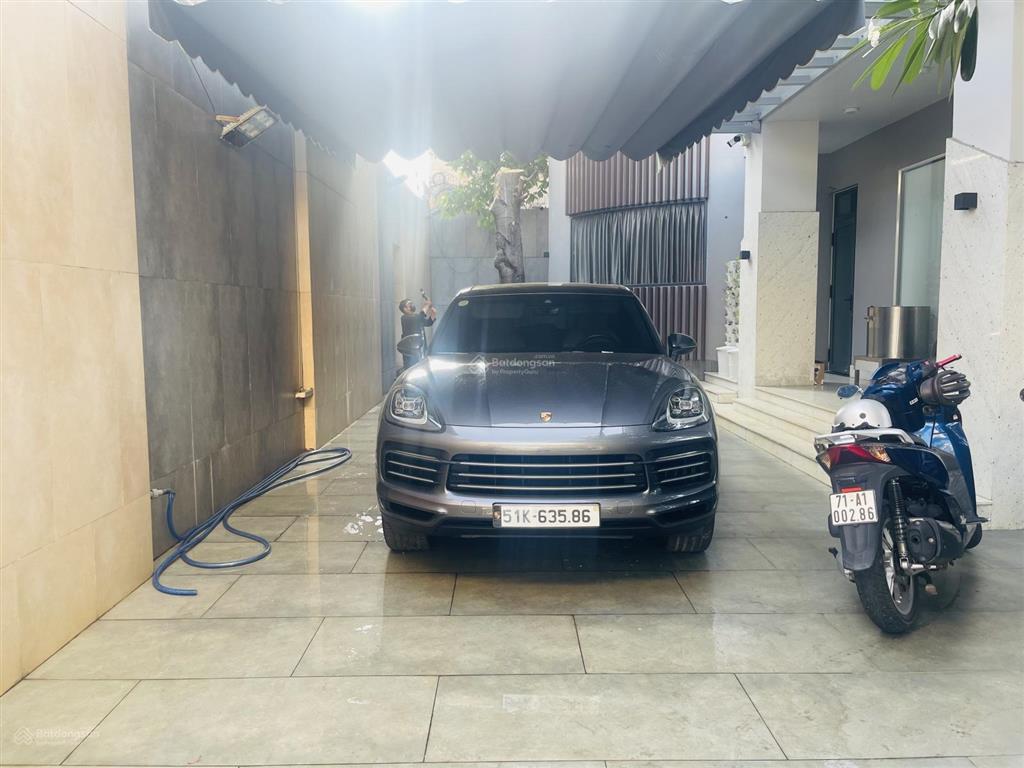 Chính chủ tin tưởng,uy tín gửi bán căn biệt thự vip,cao cấp nhất khu tên lửa