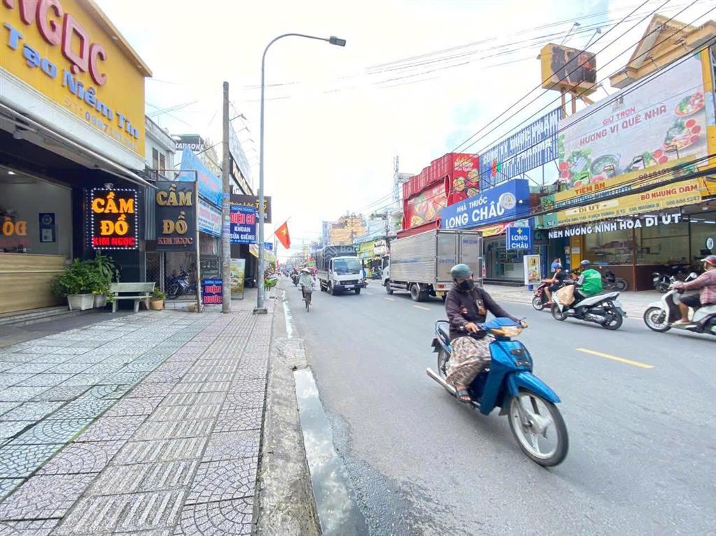 Bán mặt tiền nguyễn thị kiểu giá rẻ 5x25m nhà cấp 4 đoạn đẹp giá 9.5 tỷ