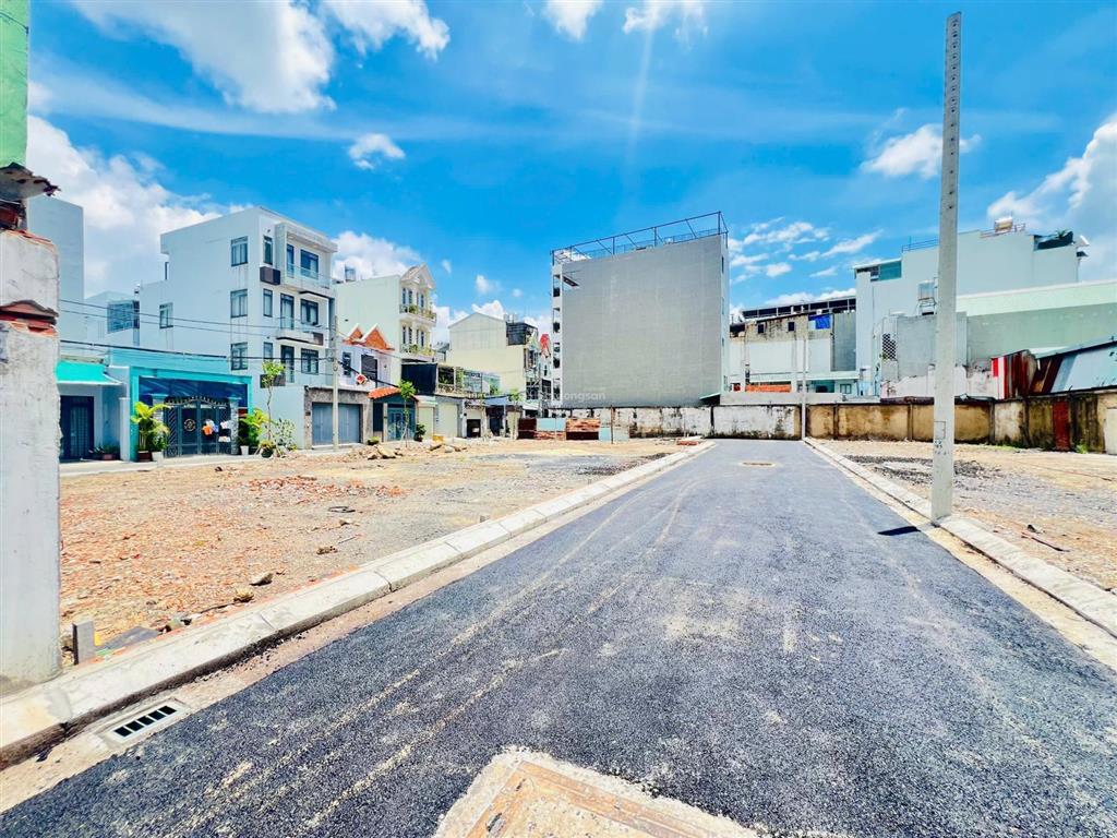 Bán đất khu phân lô đồng bộ hẻm trước 7m sau 6m dt(4x16m) đường trần thị năm giá 5,4 tỷ