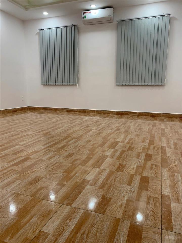 Bán nhà 2 lầu cứng cáp dt(5x16m)  khu căn cứ 26  hẻm 10m  giá 9,8 tỷ