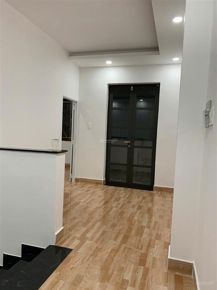 Bán nhà 2 lầu cứng cáp dt(5x16m)  khu căn cứ 26  hẻm 10m  giá 9,8 tỷ