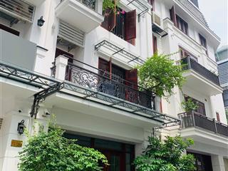 Siêu phẩm biệt thự 4 tầng tầm nhìn triệu đô view công viên giá 39 tỷ