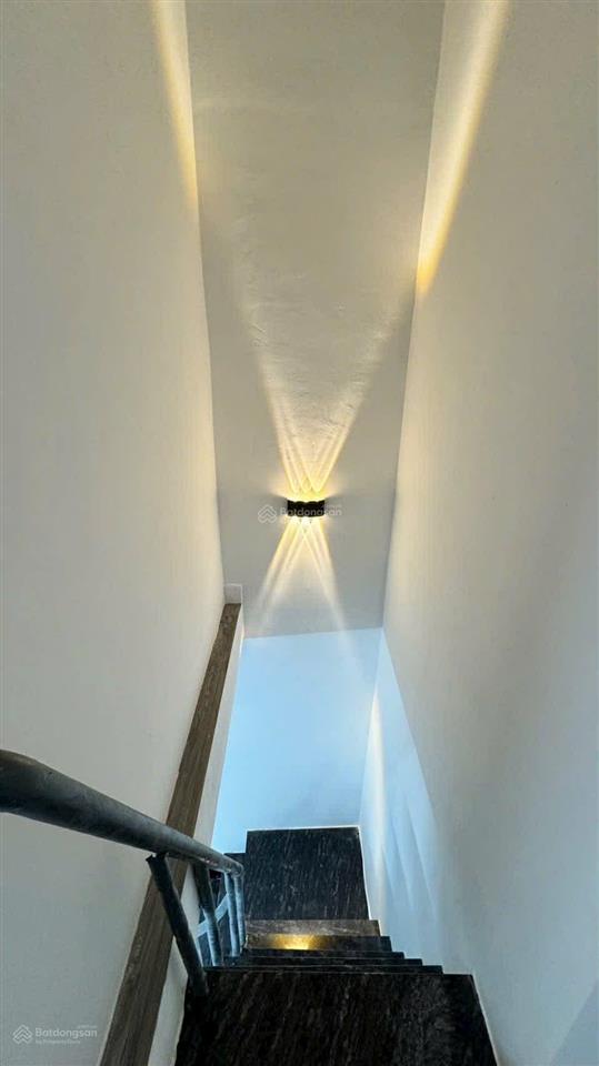 Nhà nguyễn thị căn gần siêu thị metro, dt 3x10m. có 2pn 2wc, giá 1,468 tỷ còn thương lượng mạnh