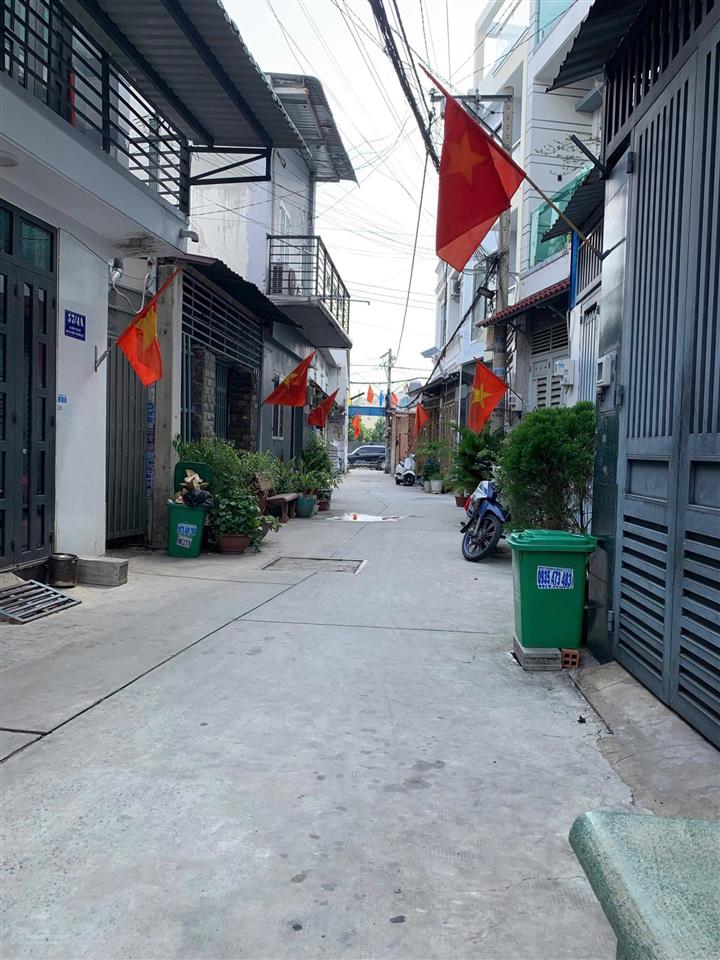Shr. nhà 3,3x13m 2 lầu hiệp thành 13 có 4pn, hẻm xe hơi. giá 2,78 tỷ