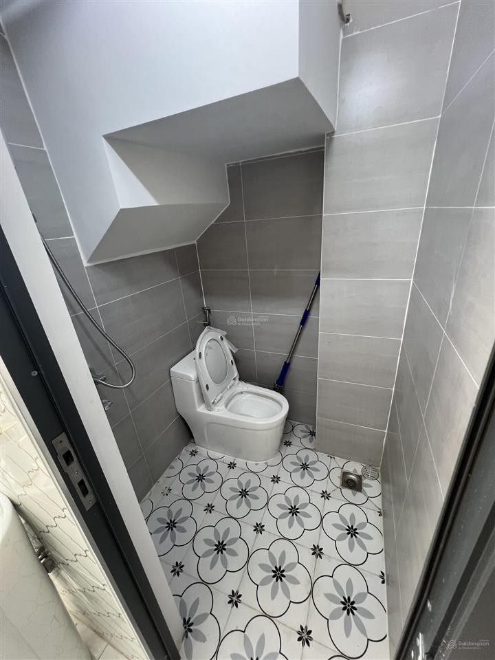 Nhà đường vào chùa pháp thạnh, hẻm xe hơi, ngang 4 dài 9m. giá 1,85 tỷ còn tl