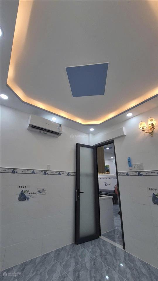 Chỉ hơn 1 tỷ nhà 4x7m hẻm xe hơi đường nguyễn ảnh thủ, gần ngã 3 đông quang, có 2pn, giá còn bớt