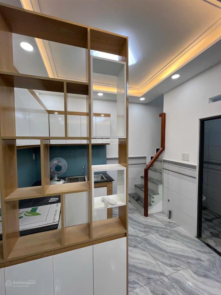 Khu an ninh  gần chợ thiếc. nhà 4,5x6m xây kiên cố đường lê văn khương. giá 1,27 tỷ (còn tl)