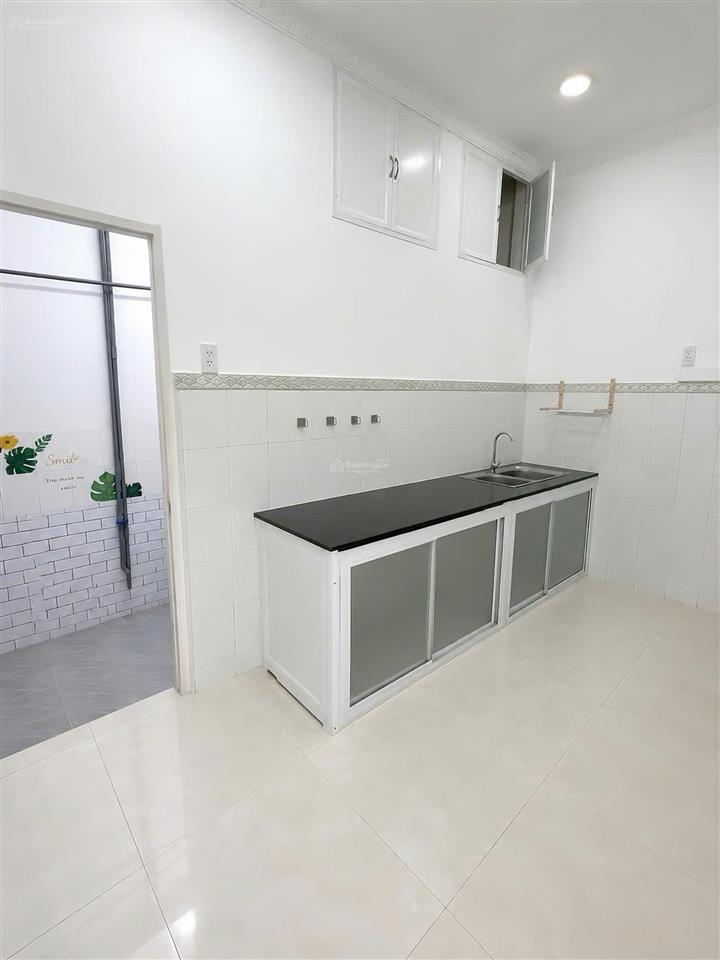 Hẻm xe tải  gần chợ hiệp thành. nhà 4x11m đường lê văn khương, có 2pn 2wc, ban công, giá 1,59tỷ tl