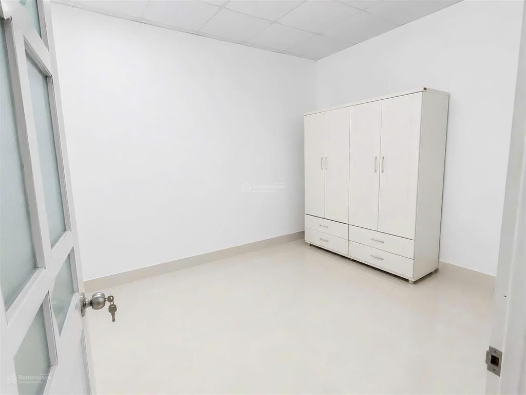 Hẻm xe tải  gần chợ hiệp thành. nhà 4x11m đường lê văn khương, có 2pn 2wc, ban công, giá 1,59tỷ tl