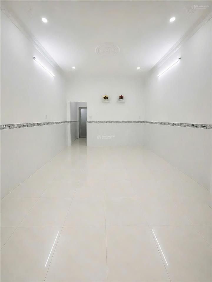 Hẻm xe tải  gần chợ hiệp thành. nhà 4x11m đường lê văn khương, có 2pn 2wc, ban công, giá 1,59tỷ tl