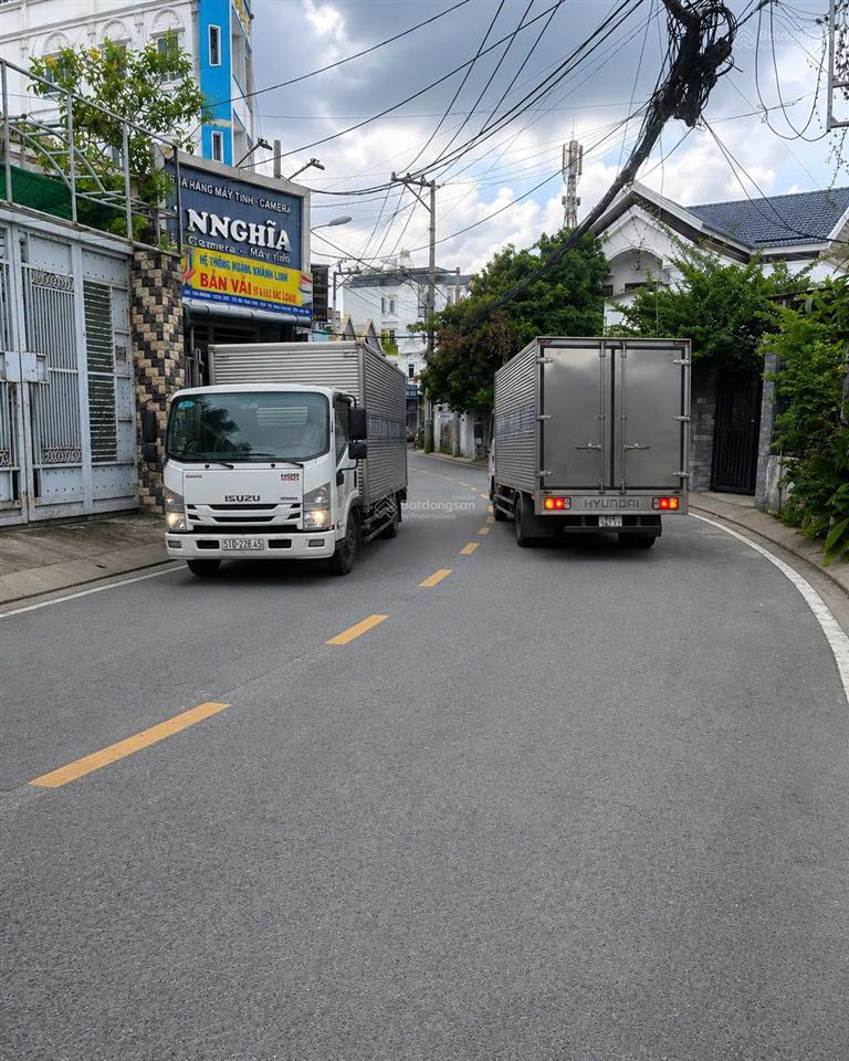 Đường nhựa 9m. nhà 24m2 thổ cư đường tth14 gần bệnh viện q12. có 2pn, ban công. giá 1,13 tỷ có bớt