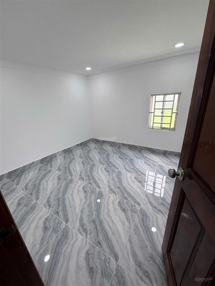 Nhà / ngắn hẻm xe tải đường lê văn khương (gần lẩu bò tèo). có 2pn 2wc, sân phơi, giá 1,49 tỷ có tl