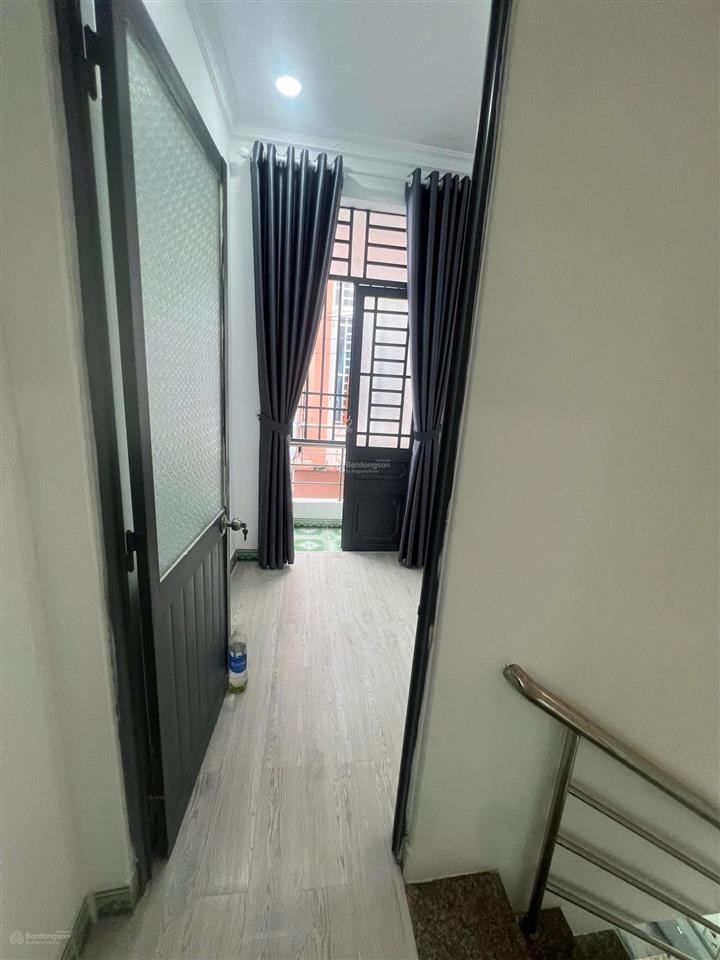 Nhà 32m2 1/ đường liên khu 2  5 ngay lẩu bò tèo. có 2pn 2wc, ban công, sân phơi giá 1,59 tỷ còn tl
