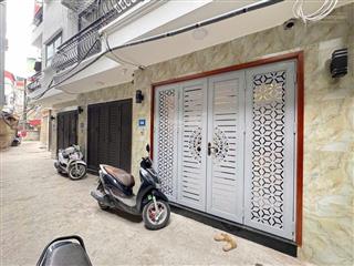 Hàng mới! 54m2  11,4 tỷ  6 tầng thang máy  hoàng quốc việt  30m ra vđ3  ngõ nông rộng