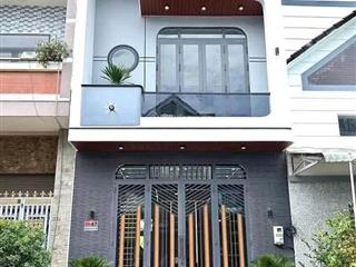 Bán gấp nhà 1 lầu 5x22m ngay chợ bờ ngựa. đang cho thuê 18 triệu/tháng