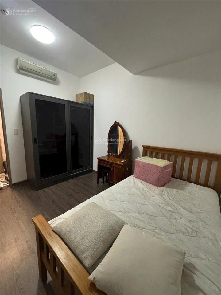 Chủ cần bán gấp căn hộ tản đà court quận 5, dt 68m2 2pn 2wc, tầng trung, shr