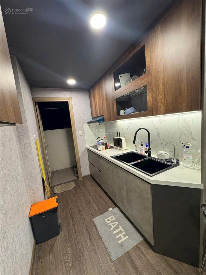 Chủ cần bán gấp căn hộ tản đà court quận 5, dt 68m2 2pn 2wc, tầng trung, shr