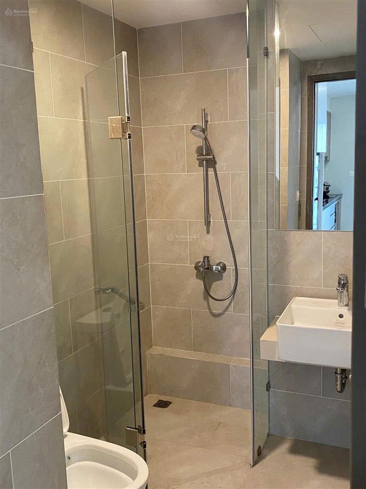 Căn hộ hiếm quận 11 chung cư thuận việt, dt 75m2, 2pn 2wc, shr, tầng cao thoáng mát
