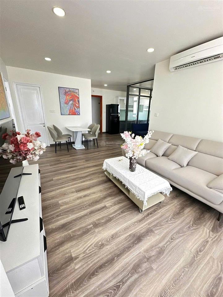 Gấp bán nhanh căn hộ xi grand court q10, dt 75m2, giá 1 tỷ98, tầng trung thoáng mát shr