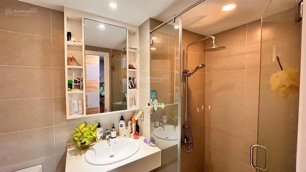 Căn hộ hiếm quận 11 chung cư thuận việt, dt 75m², giá 2 tỷ 51, 2pn 2wc, shr, tầng trung