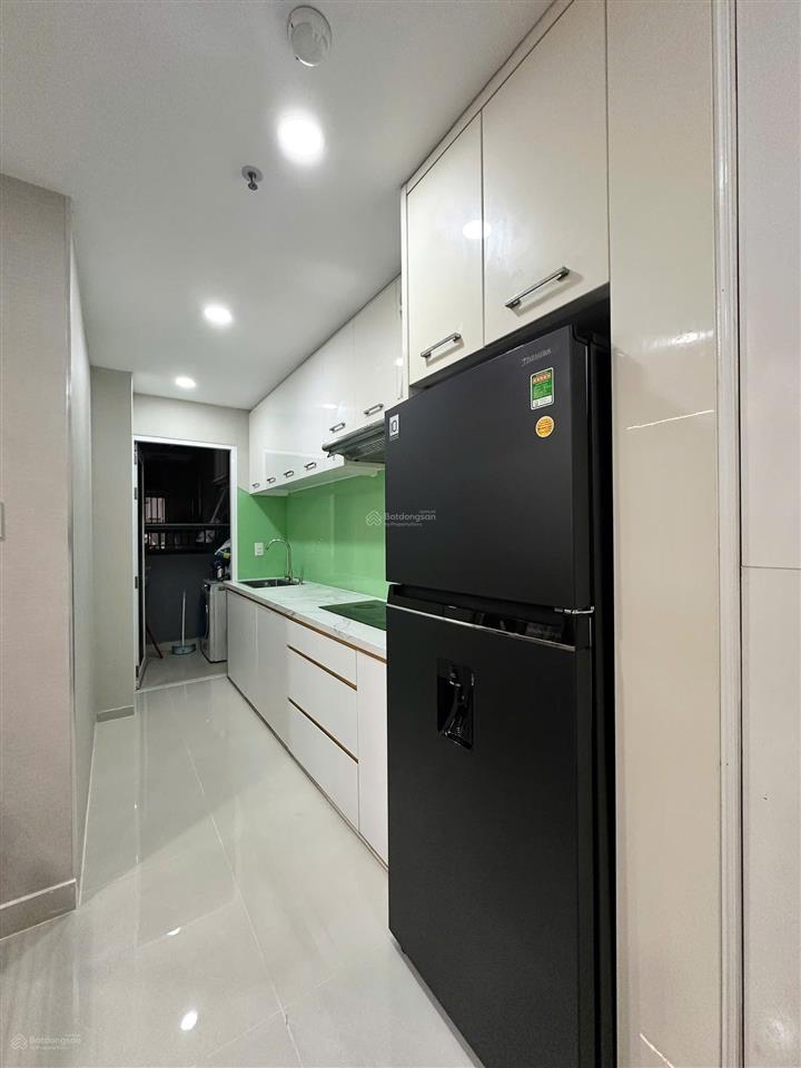 Chính chủ bán gấp melody âu cơ, dt 70m2, 2pn 2wc, sổ hồng riêng, tầng trung