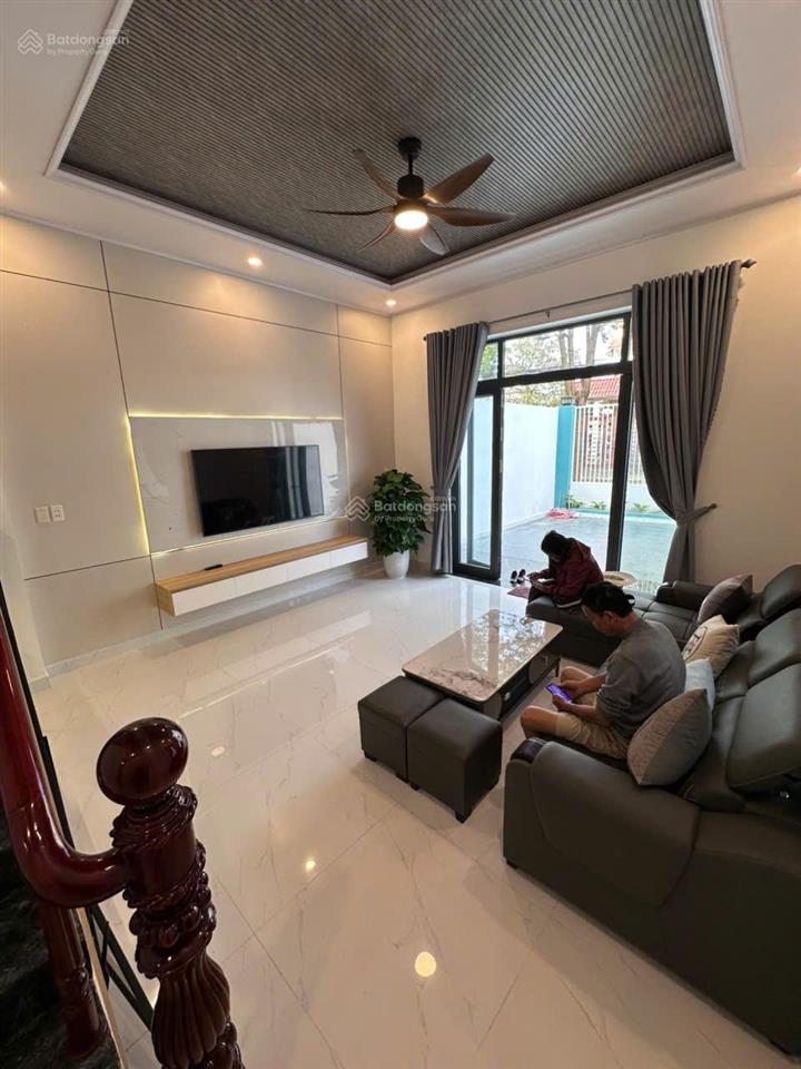Bán nhà 2 tầng mt nguyễn công hoan 124m ngang 6,3m giá 7 tỷ  0938 155 ***