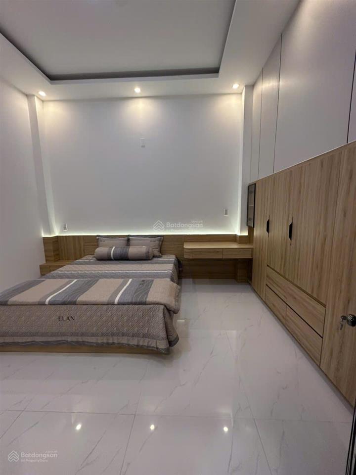 Bán nhà 2 tầng mt nguyễn công hoan 124m ngang 6,3m giá 7 tỷ  0938 155 ***