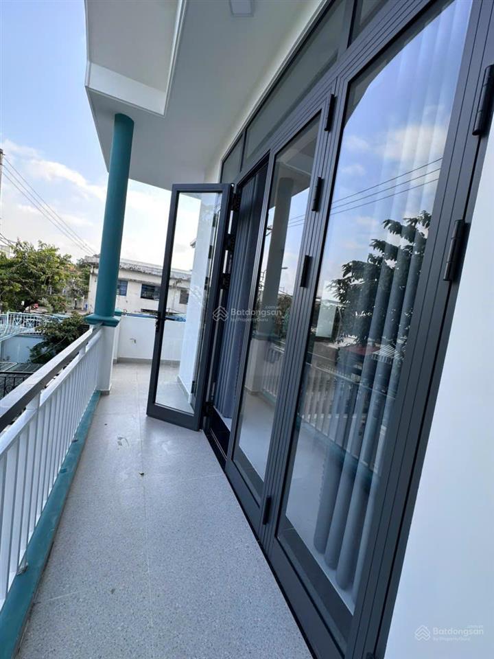Bán nhà 2 tầng mt nguyễn công hoan 124m ngang 6,3m giá 7 tỷ  0938 155 ***