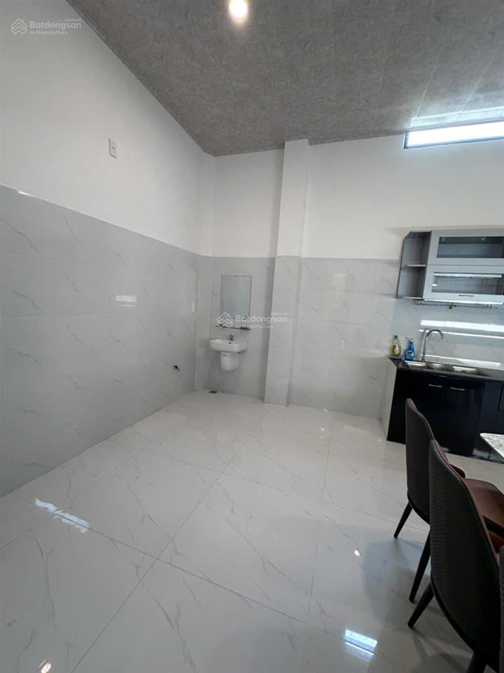 Bán nhà 2 tầng mt nguyễn công hoan 124m ngang 6,3m giá 7 tỷ  0938 155 ***