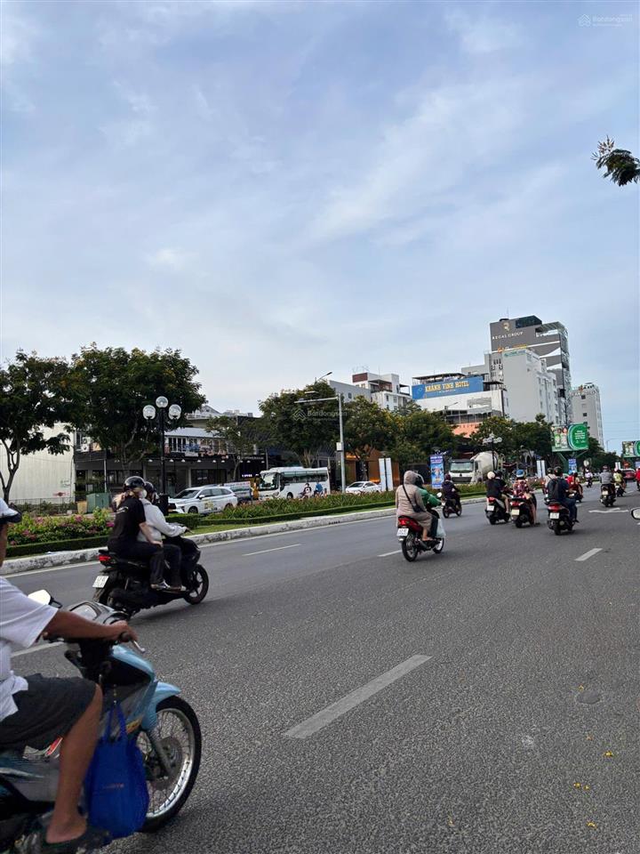 Siêu phẩm đất mt lê văn hiến  phù hợp xây dựng căn hộ 182m2 ngang 7m gía 14,3 tỷ  0938 155 ***