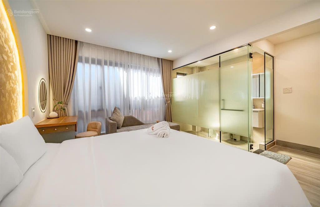 Bán nhà 3 tầng mt võ nguyên giáp view biển  khu phố tây du lịch sầm uất 140m²  0938 155 ***