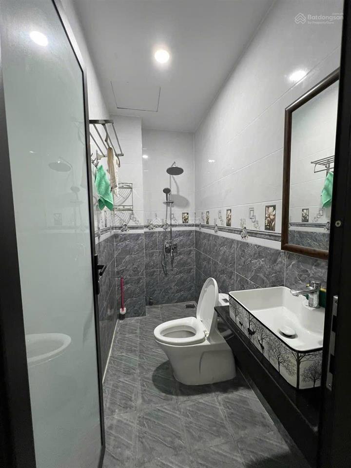 Bán nhà 3 tầng mt võ nguyên giáp view biển  khu phố tây du lịch sầm uất 140m²  0938 155 ***