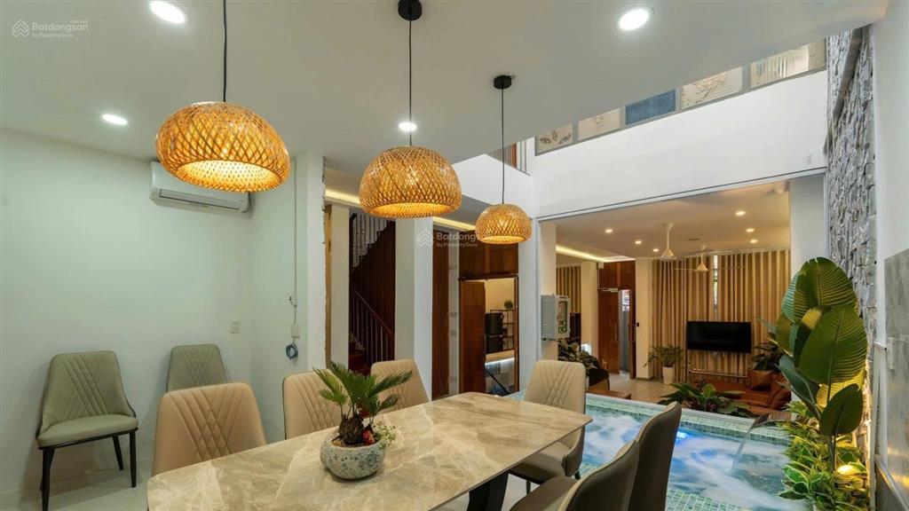 Bán villas 3 tầng mt trần văn dư  thông biển mỹ khê 113m2 ngang 7.5m  0938 155 ***