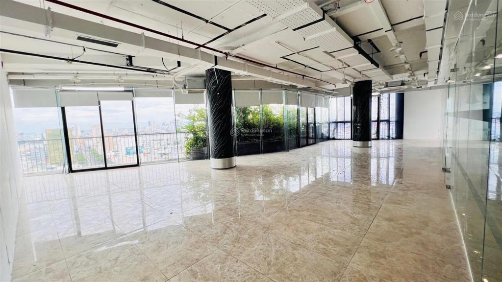 Siêu hiếm  bán tòa vp 8 tầng góc 2mt nguyễn hữu thọ 490m²  cho thuê gần 500tr/th,  0938 155 ***