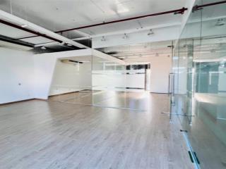 Siêu hiếm  bán toà vp 8 tầng góc 2mt nguyễn hữu thọ 490m2  cho thuê gần 500tr/th  0938 155 ***