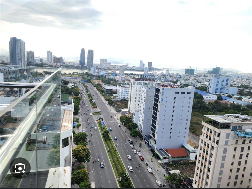 Cho thuê 1750m2 mt phạm văn đồng giá 250tr/th  cách biển mỹ khê 300m  0938 155 ***