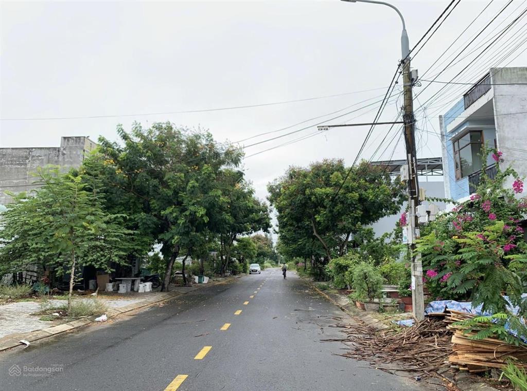 Bán đất đối diện công viên mt hoả sơn 5  chủ thiện chí bán giá 4.9 tỷ  0938 155 ***